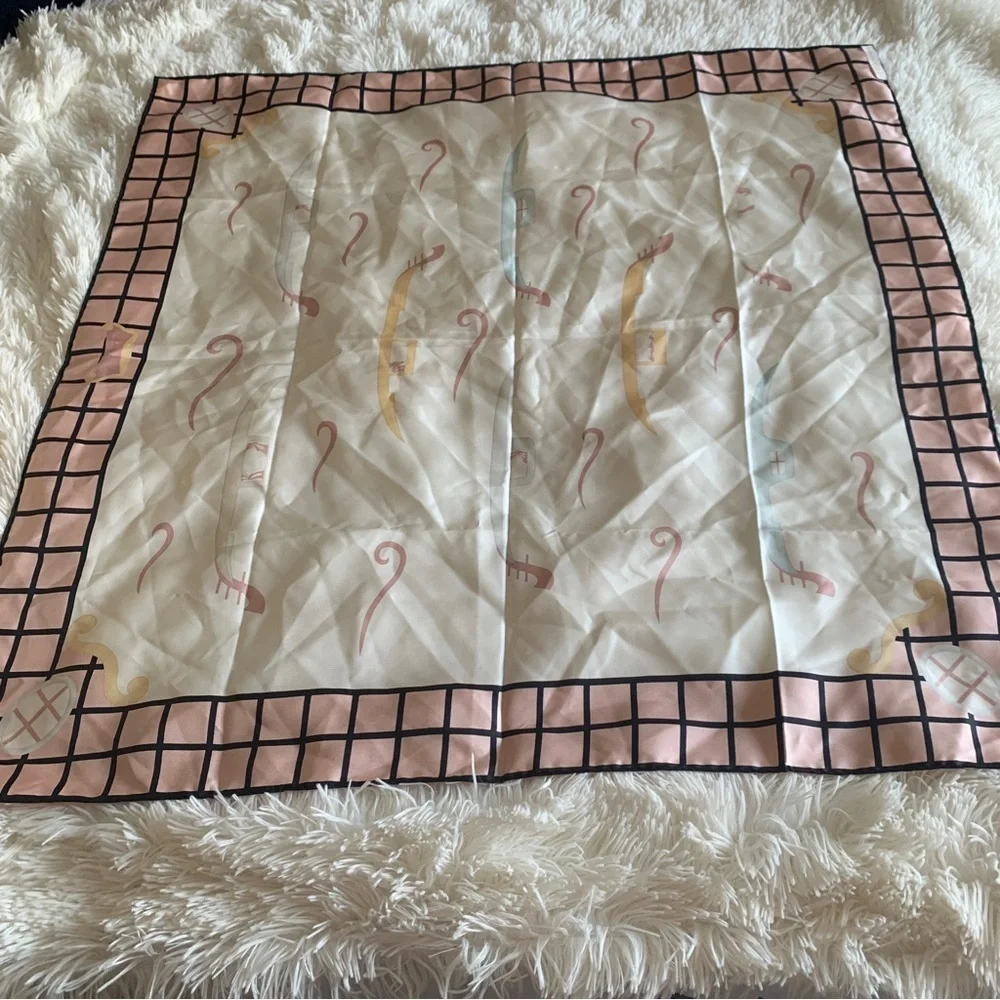BVLGARY‎ Silk Scarf